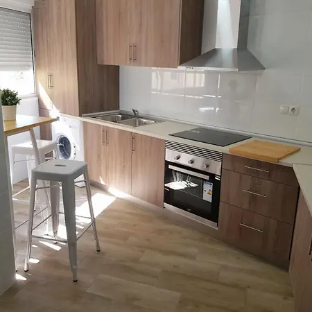 Apartamento Alojamento Confortavel Com A Erika Valadares (Vila Nova de Gaia, Porto)