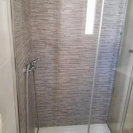 Alojamento Confortavel Com A Erika Apartamento *
